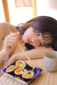 你下面好湿我帮你添